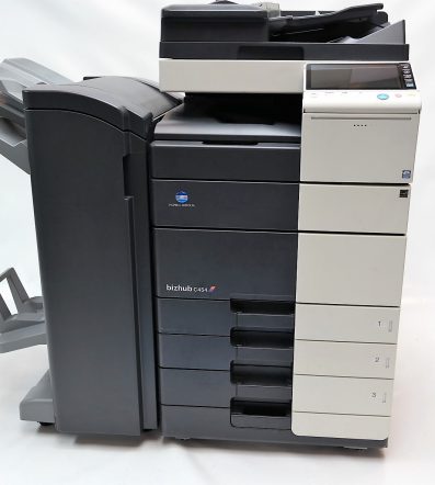 KONICAMINOLTA bizhub C454 s brožurovacím finišerem FS-534